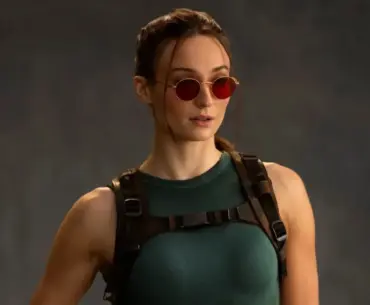 GameStop Under Fire for Comment on Sophie Turner’s Lara Croft in TOMB RAIDER Series — GeekTyrant
