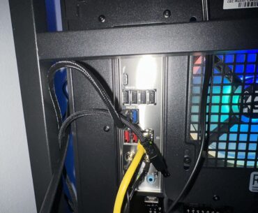 Razer mouse dongle port??