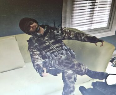 [MW3] I wonder what he's trying to say.