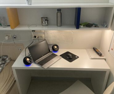 Dorm room battlestation