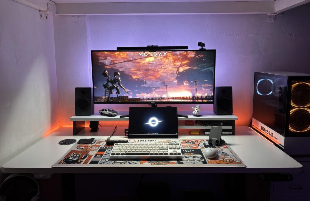 Work & Gaming setup under loft bed… should I decorate the walls?