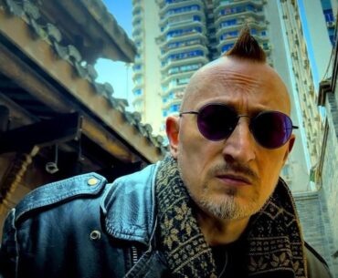 Western Toilet from Chongquing Punk Is Cyberpunk Incarnate