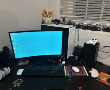 Finally got my battlestations set up!