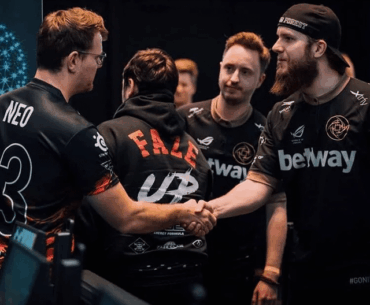 Neo and f0rest shaking hands after match, Dreamhack Masters Dallas 2019