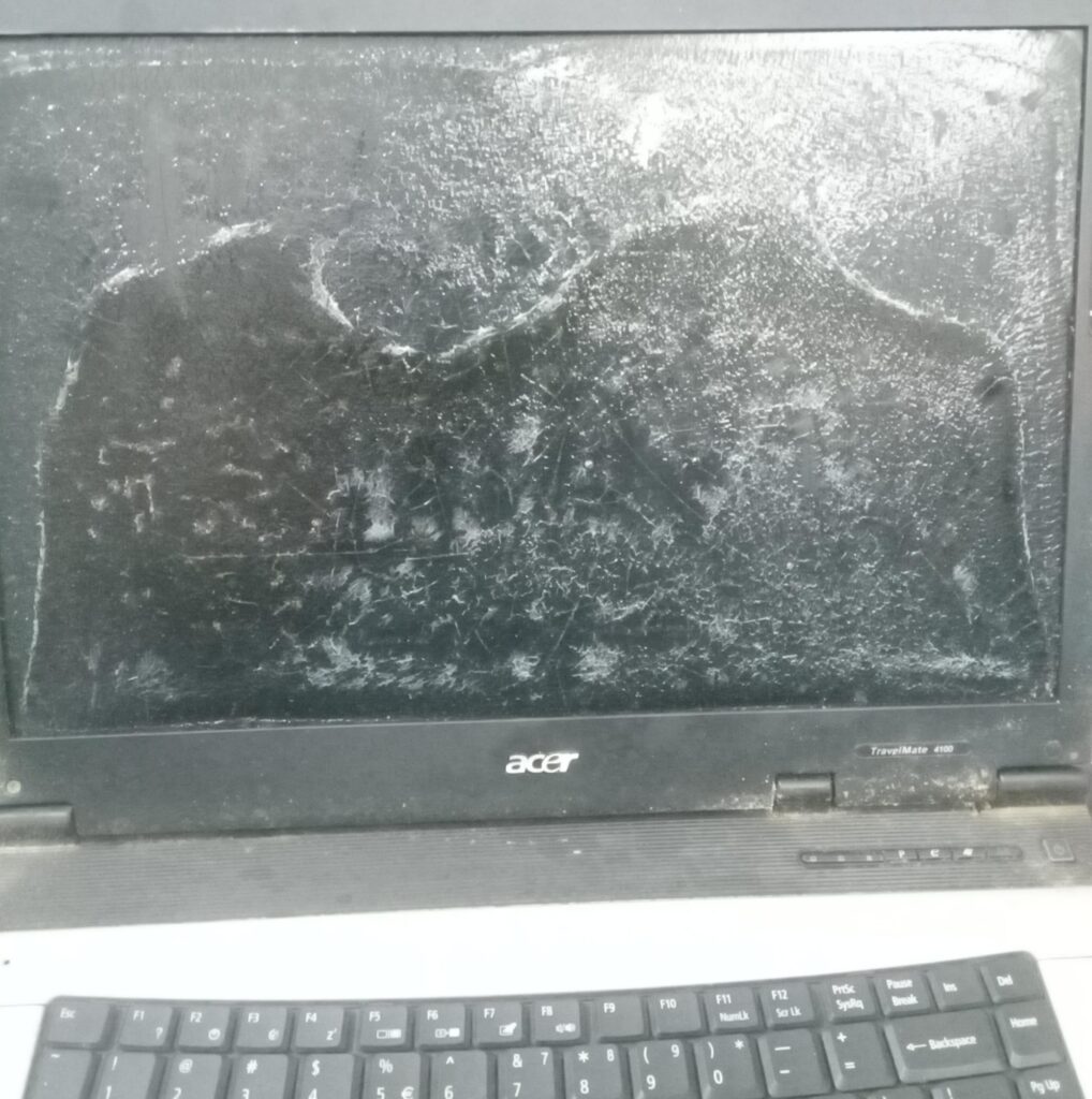 I kept my laptop in a bag for 8 years and its screen turned out lime this