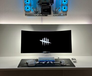 Finally finished my wall-mounted build + floating desk setup