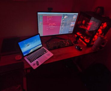 Work/sim flying corner V2... Cleaned up and got some new stuff.