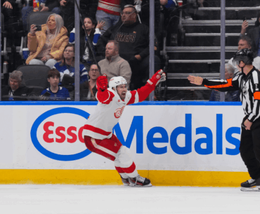 Red Wings top Maple Leafs in OT, get 7th win in 8 games