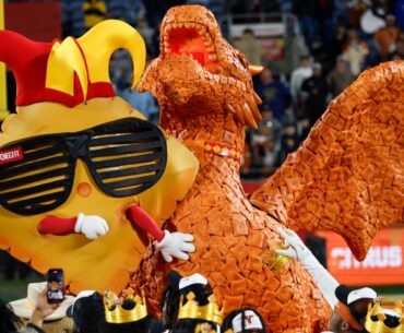 Best of 2025 college football bowl games: Mascots, mayhem, more