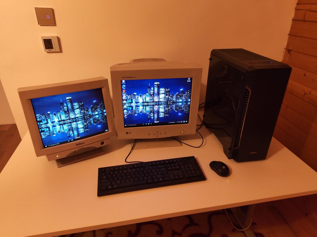 Wassup dual monitor gang