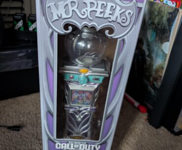 GobbleGum machine replica came in