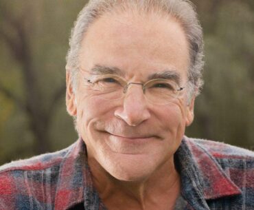 Mandy Patinkin ('Homeland', 'The Princess Bride') Joins ‘God of War’ TV Series as Odin