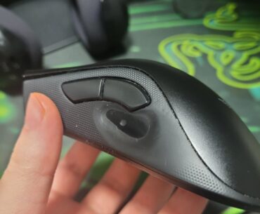 The thumb craters in my mouse