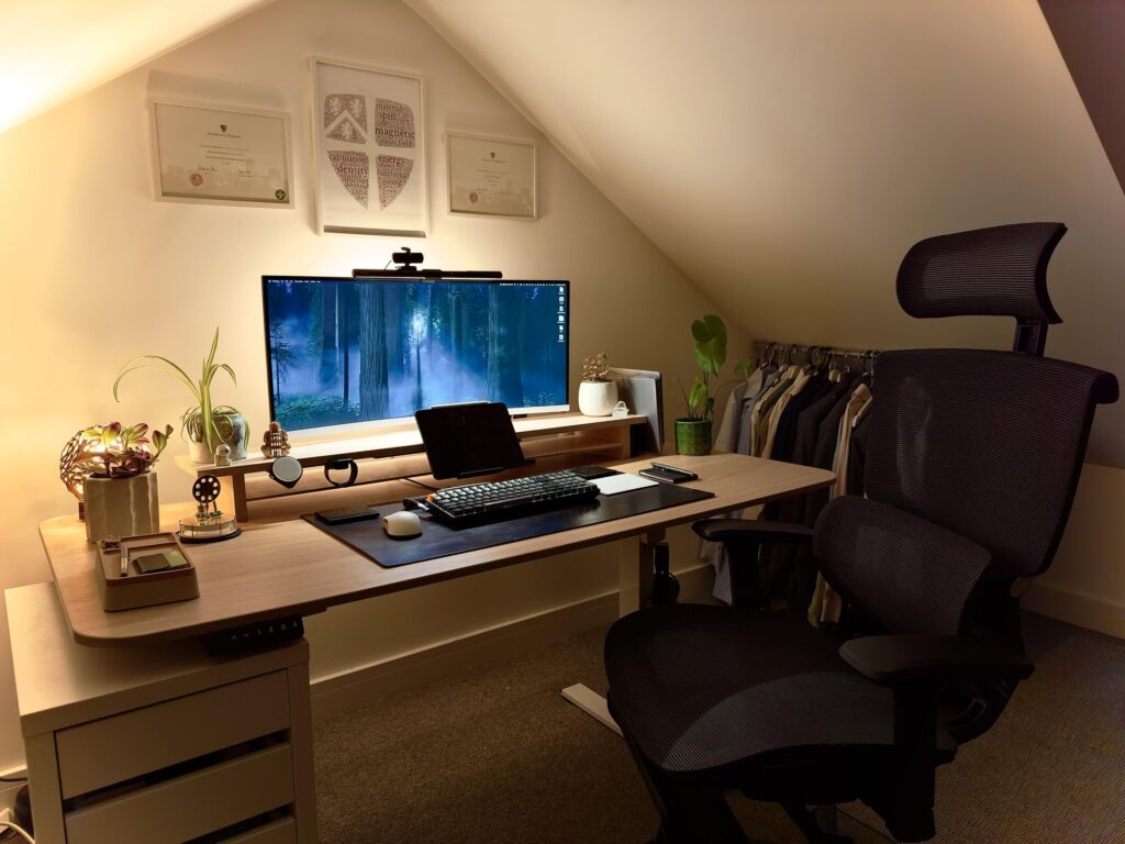 New desk update for 2026! Should I add anything?