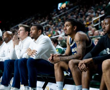 Late-game lapses send men’s basketball down A-10 standings – The GW Hatchet