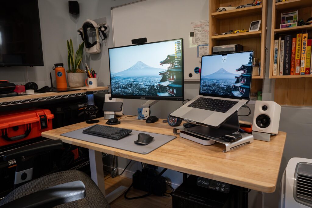 Photographer's Battle station and workplace finally finished!