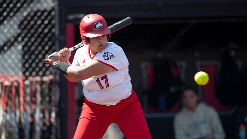 Huskies Drop Pair of Games At Blues City Invitational Huskies Drop Pair of Games At Blues City Invitational