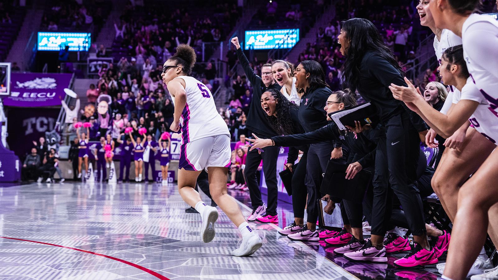 Horned Frogs Shock Cyclones, Move Within a Game of Big 12 Title University of Cincinnati Logo