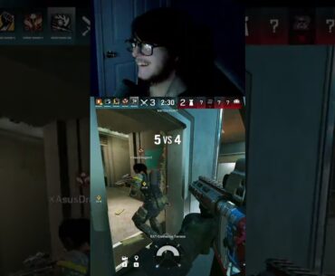 Came in that door like the kool aid man | Rainbow Six Siege