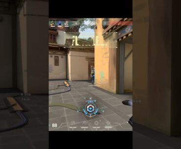 Omen using all his abilities