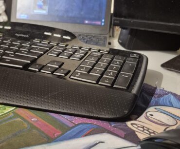 Playing cs on my chromebook