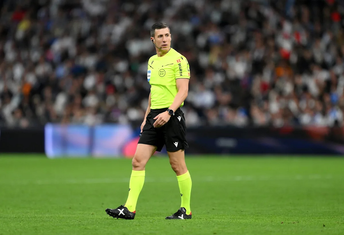 16 games, many questionable calls: A closer look at the referee of Girona vs Barcelona match Download app from appStore