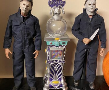 The replica Gobblegum machine scales nicely with 1/6 scale figures.