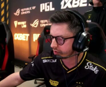 apEX scolds MOUZ