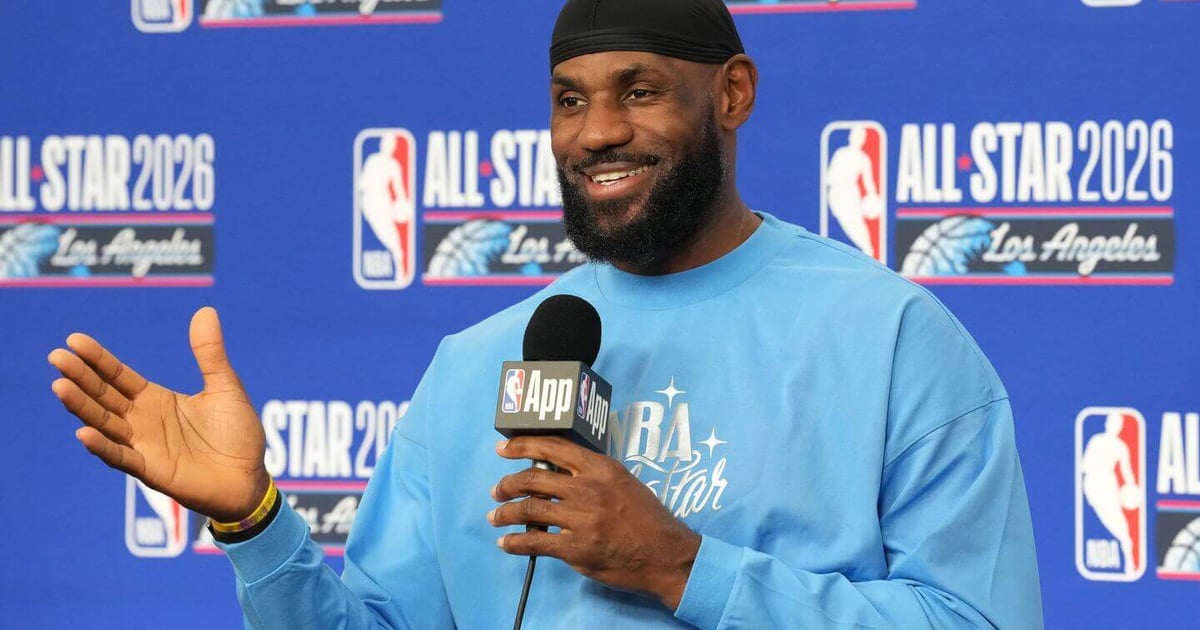 NBA All-Star Game 2026 live updates: Format, rosters as two USA teams and World team face off NBA All-Star Game 2026 live updates: Format, rosters as two USA teams and World team face off