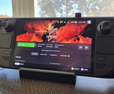 Steam Deck showing Hades