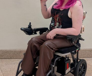 I cosplayed my V for Kami-Con season 17!