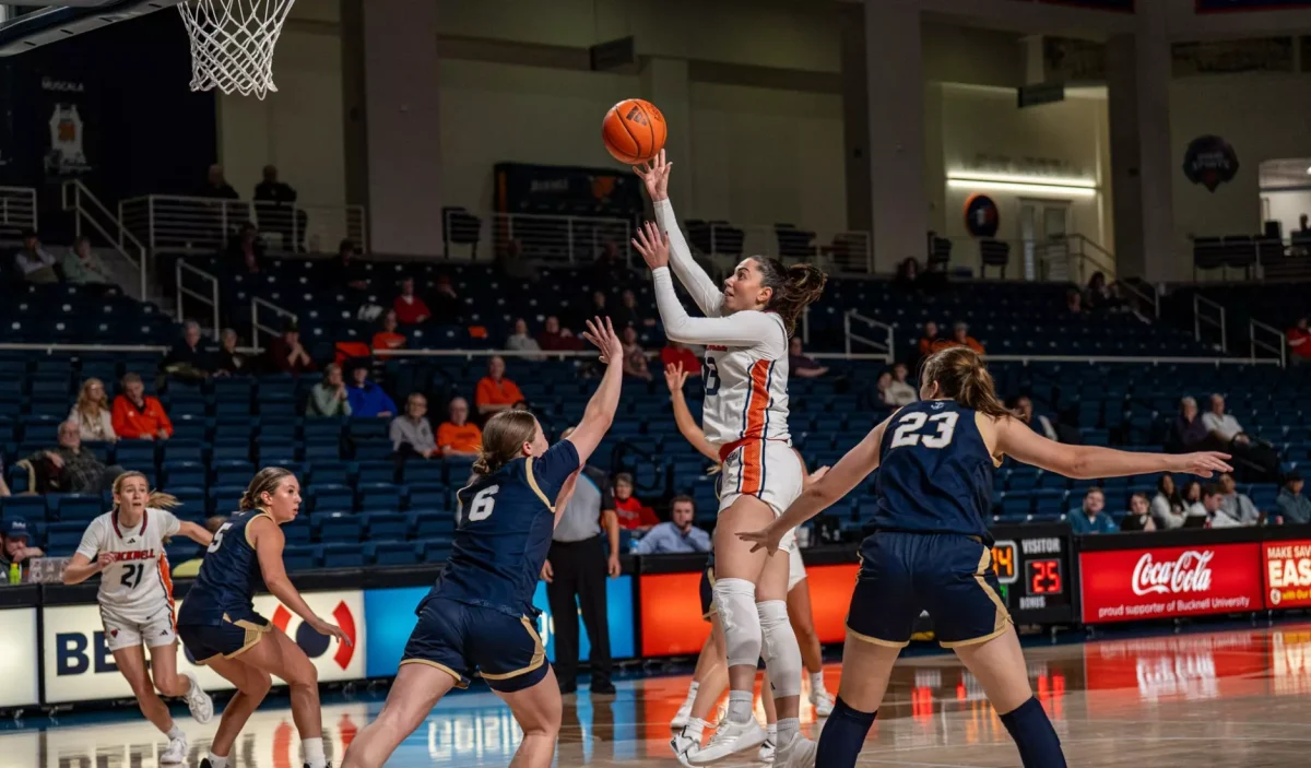 Women’s Basketball improves win streak to three games at Colgate