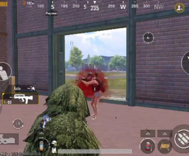 This guy was shooting me thru FIVE containers and then just stopped playing...