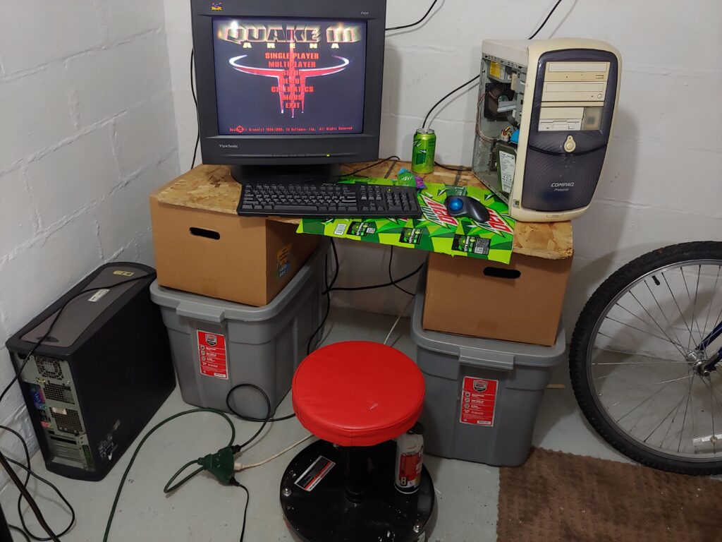 Behold : My Epic Quakestation!