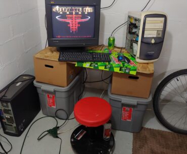 Behold : My Epic Quakestation!