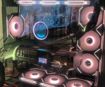 Finally moved over to the 5090 and new case