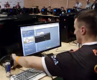 When Pasha opened a knife at IEM Katowice 2015