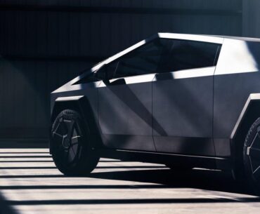 Rust Spots Appears On My New Tesla Cybertruck Few Weeks After It Got Delivered