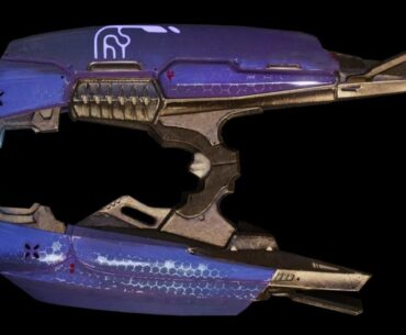 [Halo] Two birds strapped together is pretty unconventional for a weapon design.