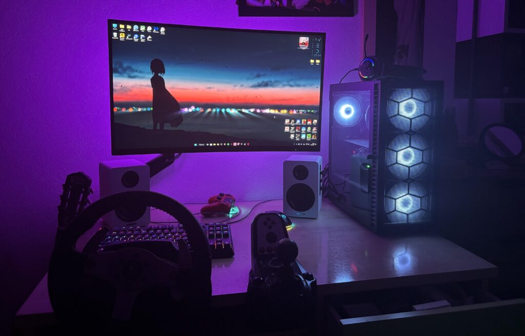 Not anything great but i made do with my small ass desk