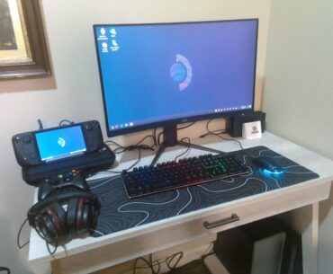 here is my average setup(ignore cables I've cleaned them up).