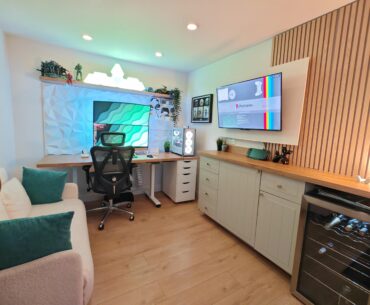 Work and play ✍️💻