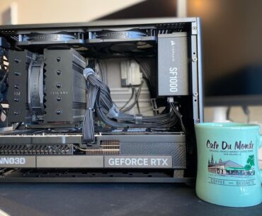 Smol case, big GPU