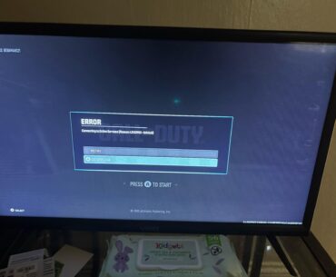 My age crash out and I can’t load in???? Anyone experiencing the same issues??? Console: Xbox series s