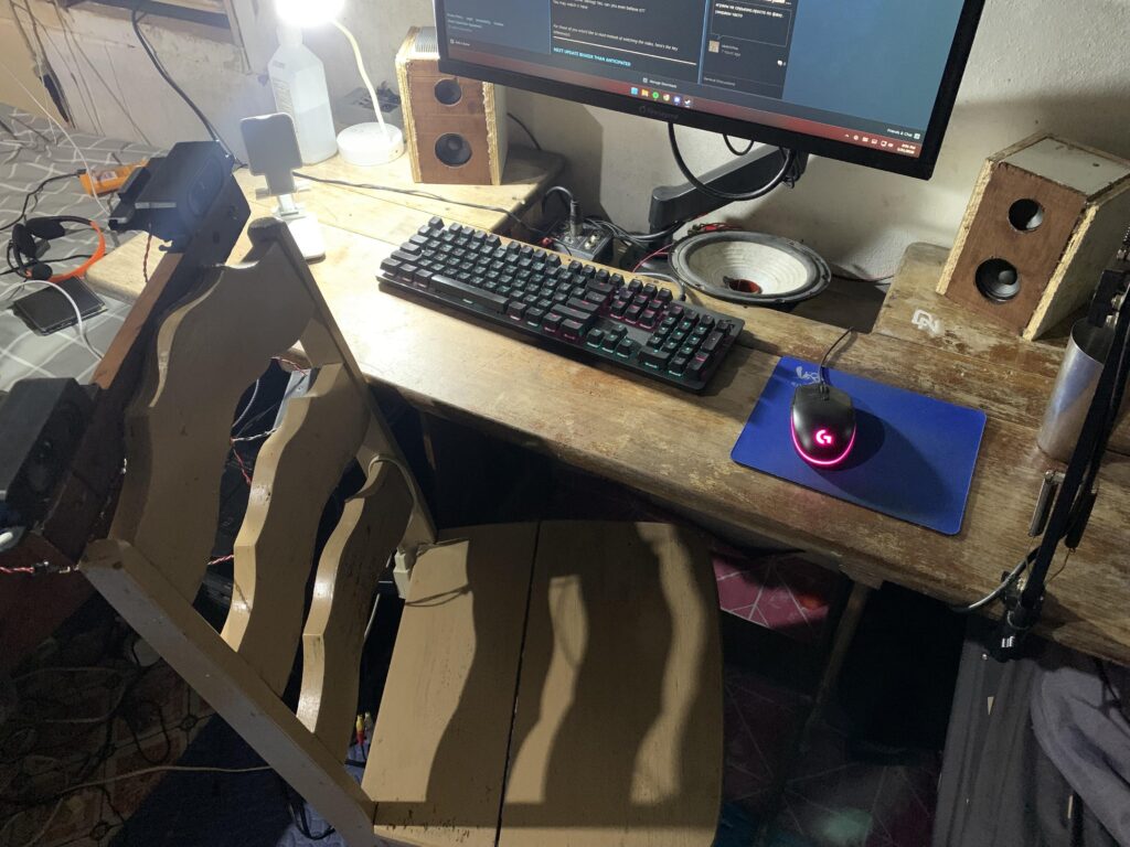 DIY Desktop surround sound setup (5.1 with phantom center channel)