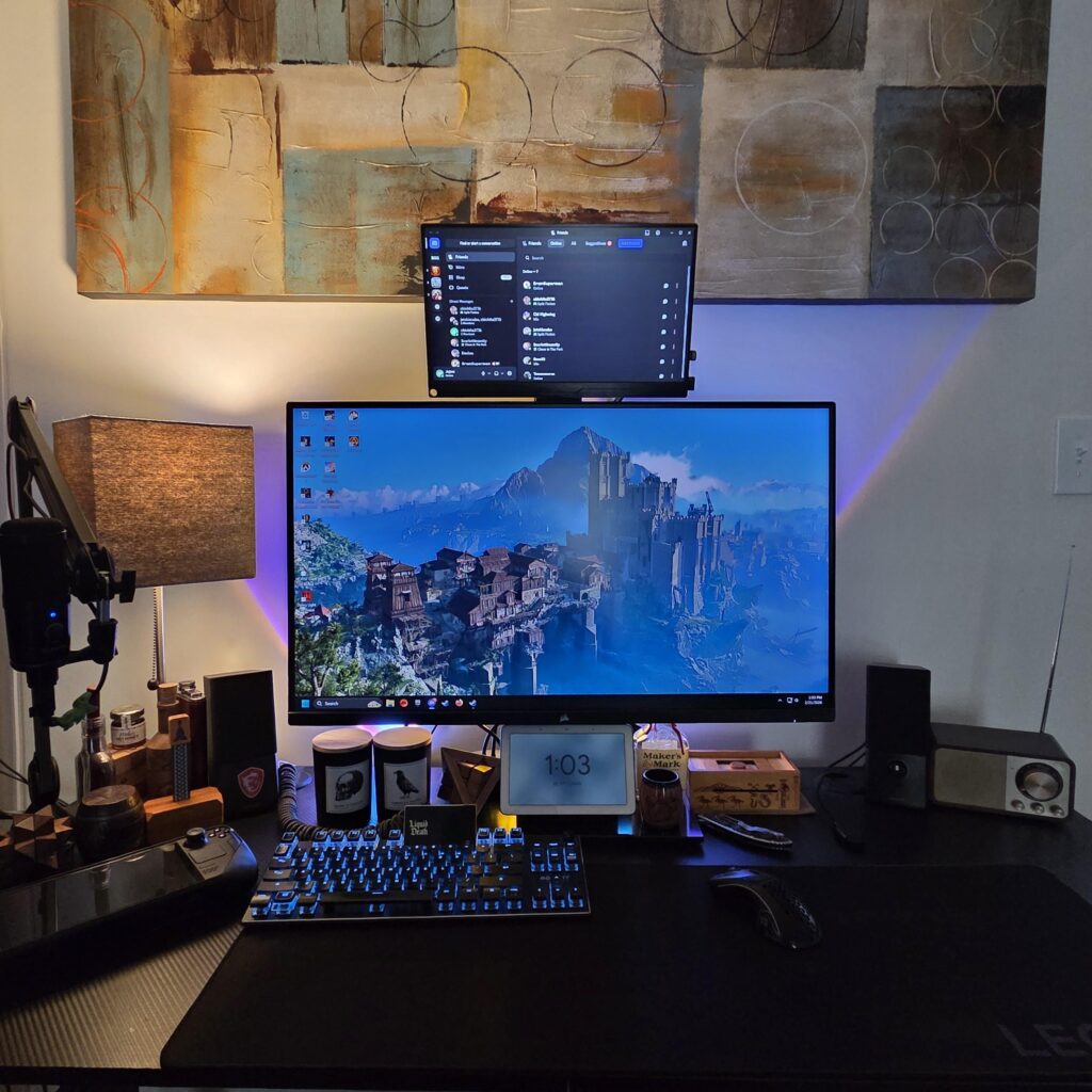 It aint the fastest PC, or the coolest set up, but it's mine 😌