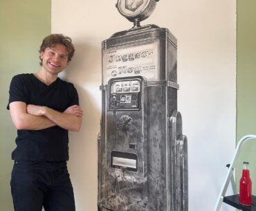 I fell in love with zombies when I was 12 on WaW. Tomorrow I turn 30! Here’s a life-sized drawing of the Juggernog machine.