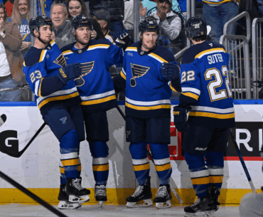Holloway has hat trick, assist in return, Blues defeat Kraken