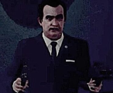 I die laughing whenever I see the ™️Nixon Goblin Crouch, everyone else looks really cool and he dose that for some reason, you do you Nixon XD
