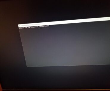 Anyone know wtf this is? I can't even log into my pc